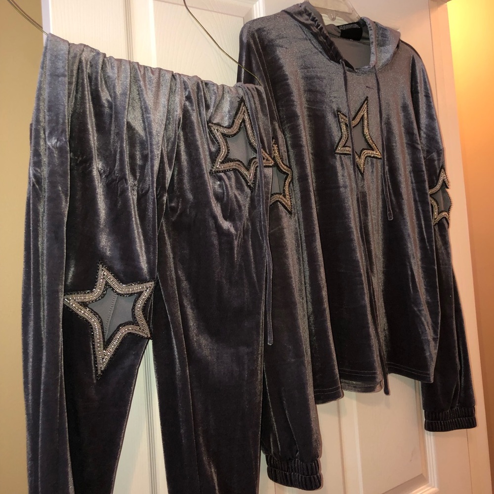 Exclusive Design Velour Jogging Set
